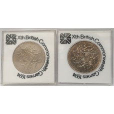 NEW ZEALAND 1974 . ONE 1 DOLLAR COINS . 2x COMMEMORATIVE COINS . COMMONWEALTH GAMES